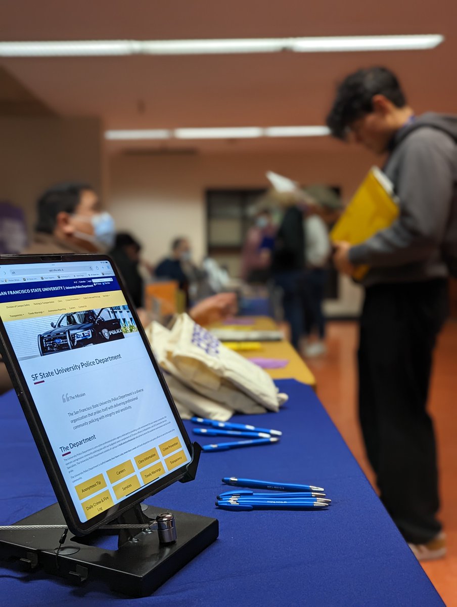 SFStatePD's tweet photo. It was great meeting our Gators during the New Student Winter Orientation. We look forward to seeing you around campus.
#LifeatSFState #NewStudentOrientation #SFStatePD https://t.co/0w0vggltb0