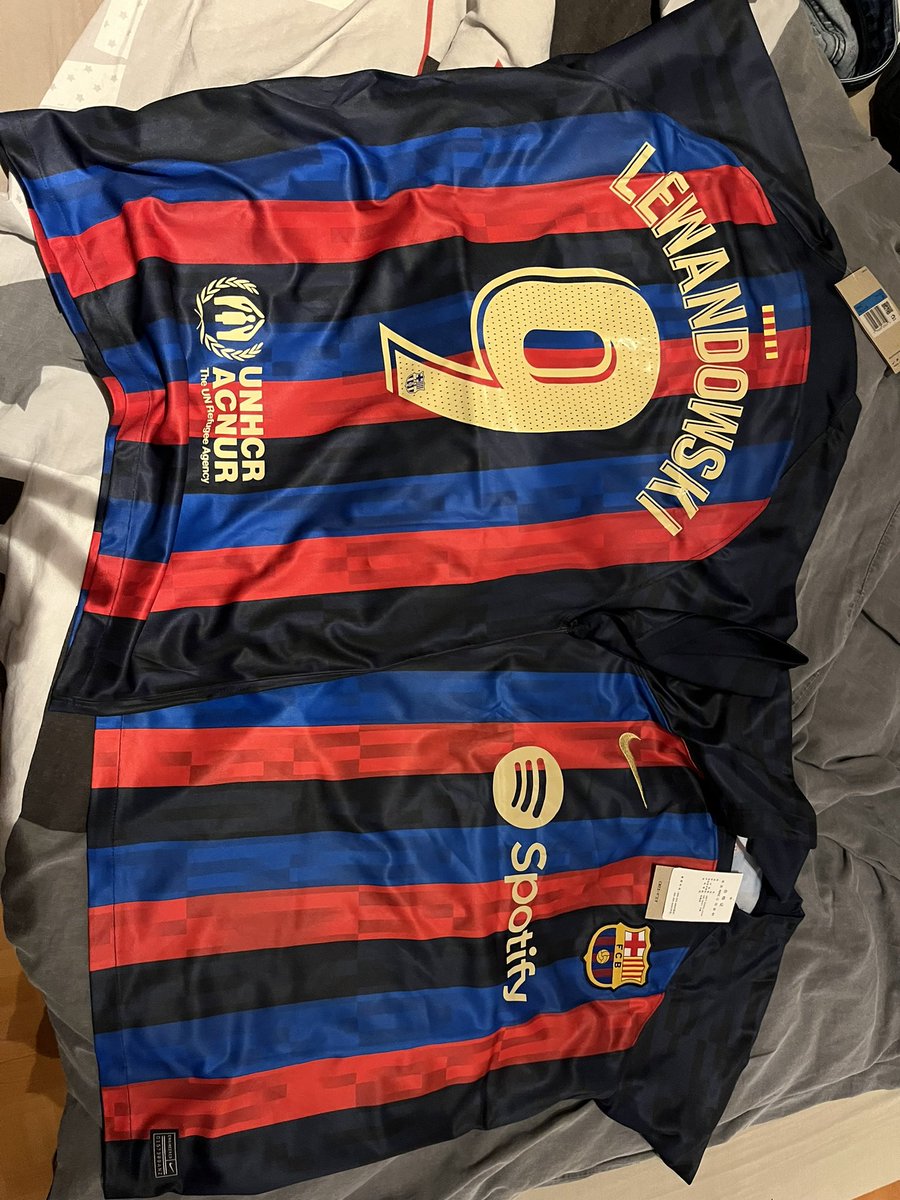 Merci <a href="/MisterMaillots/">Mister Maillots™</a> pour la qualité 🤙🏻