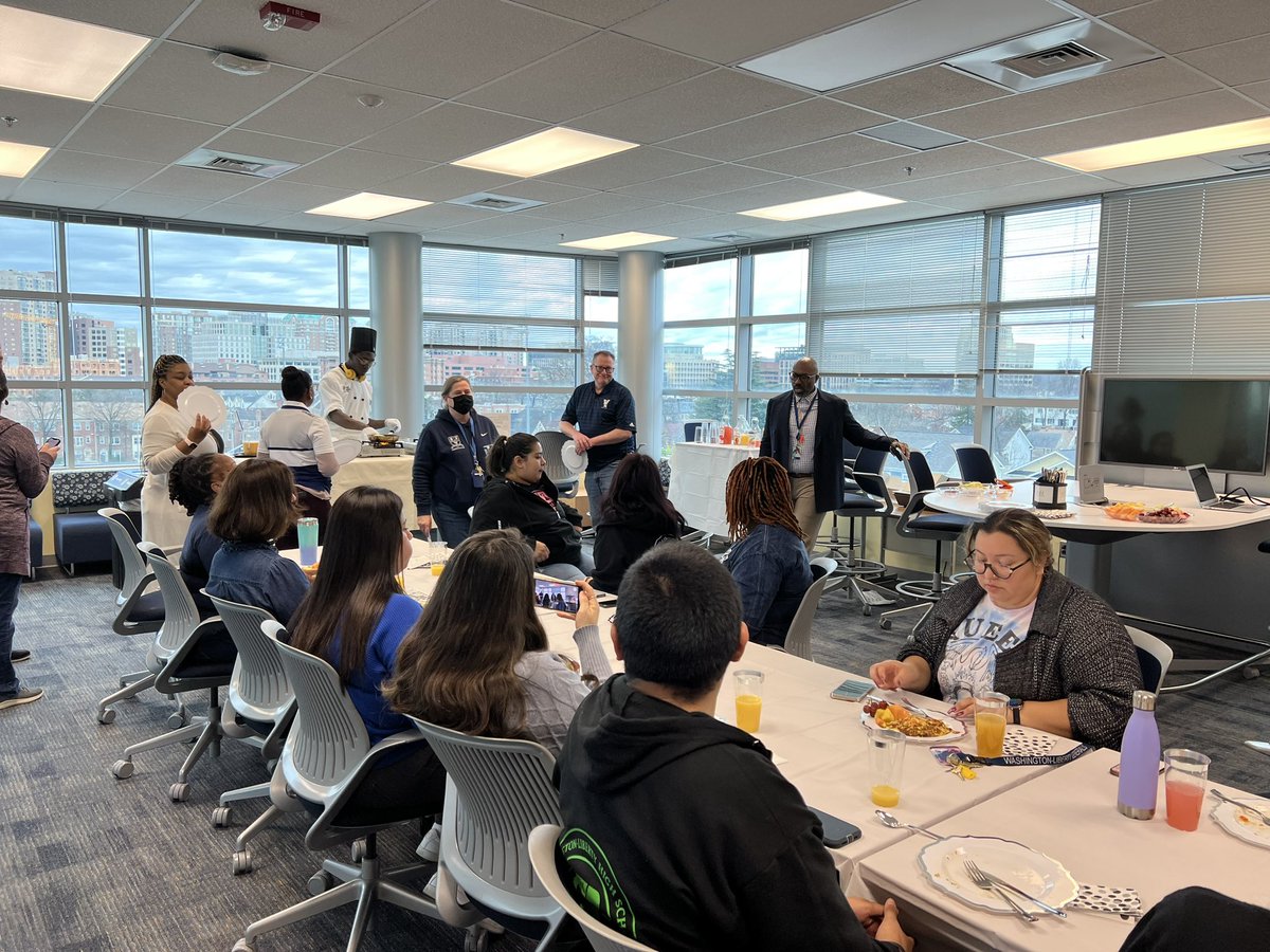 WLHSAthletics's tweet image. Administrative Assistant Appreciation!!  The backbone of the W-L Community. Thank you for all that you do! @GeneralsPride @APSVirginia