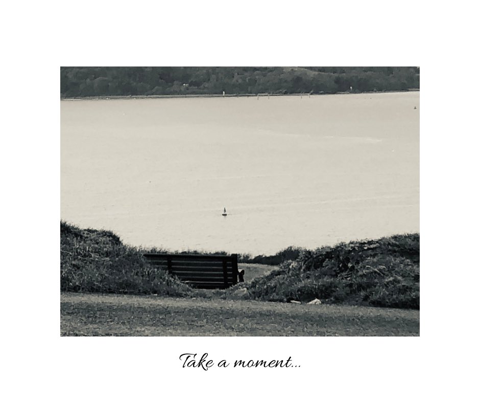 BeaconBusiness3's tweet photo. Take a moment 
It’s easy to get lost in the day to day running of home life and business. But, and this is a BIG BUT (!) , remember to give yourself a moment, even just 10 minutes a day to reflect and give you the ability to carry on. #mentalhealth #clearhead #removethenoise https://t.co/ZHEdq08St0