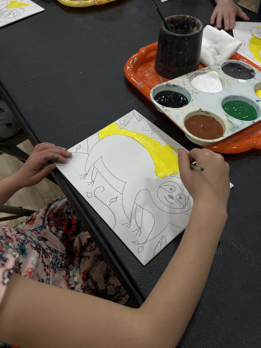 Springs School PARP paint party for outstanding readers! Great job! Keep reading!