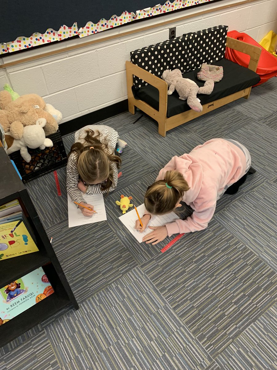 Mrs_Stevens2's tweet photo. Ss complete Mission: Measurement, the task to reinforce the skills needed to use a ruler @TroyUnion https://t.co/UdCUaE6BZ4