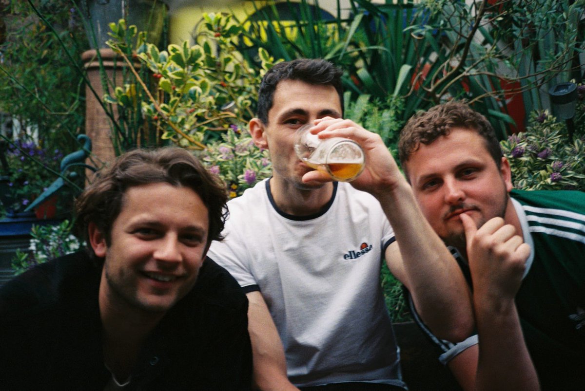 sinsmusicuk's tweet photo. 🧊PORTSMOUTH🧊 We are buzzing to be back at @IceBreakerUK on the 4th of February. Catch us playing @WedgewoodRooms main room from 16:30. See you there!! https://t.co/fMiCqLsaFI