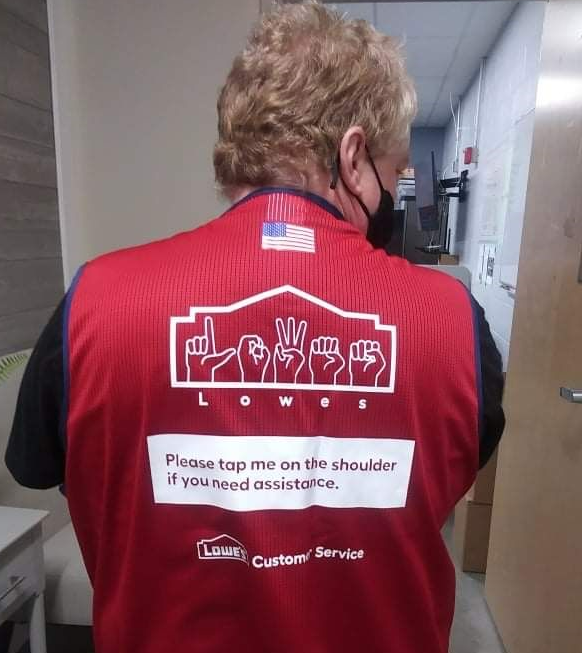 LowesCareers's tweet photo. "One year ago today, this special vest was launched and given out to all Deaf [and Hard of Hearing] Lowe's associates. Happy 1st anniversary!" 

- Daishun B., Customer Service Associate
#LowesABLE #LowesForAll #ASL @DisabilityIN #DisabilityInclusion https://t.co/RppPHV4UZs