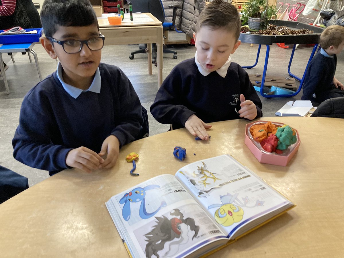 ibroxprimary's tweet image. Friendship Friday Fun #Buildingfriendships #Developingsocialskills #workingtogether #HappyFriday😀