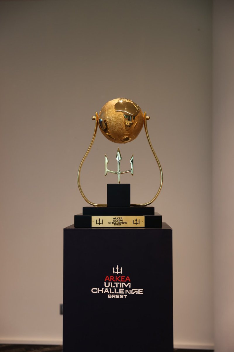 Révélation du Trophée Officiel de @ARKEAULTIMCHALLENGE 
A défi exceptionnel, il fallait un Trophée d’exception 🔱