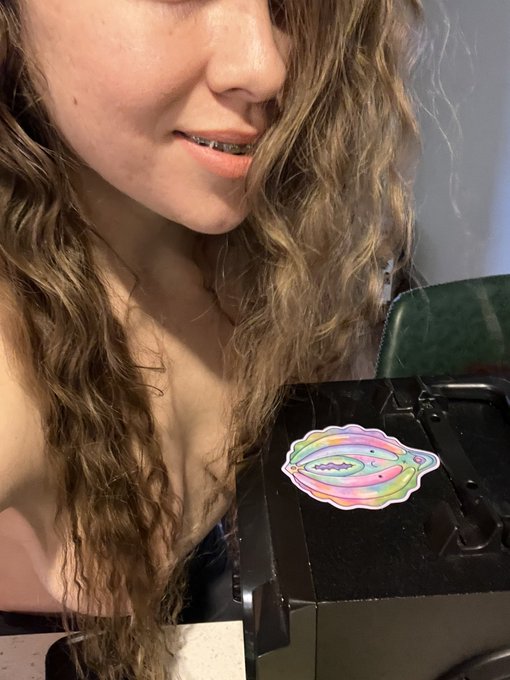 Your favorite CEO #californiaprovider put my pussy sticker on my speaker since I get so much pleasure<a href="/tag/californiaprovider"class="tags">#californiaprovider</a><a href="/tag/cutie"class="tags"><span>#cutie</span></a>