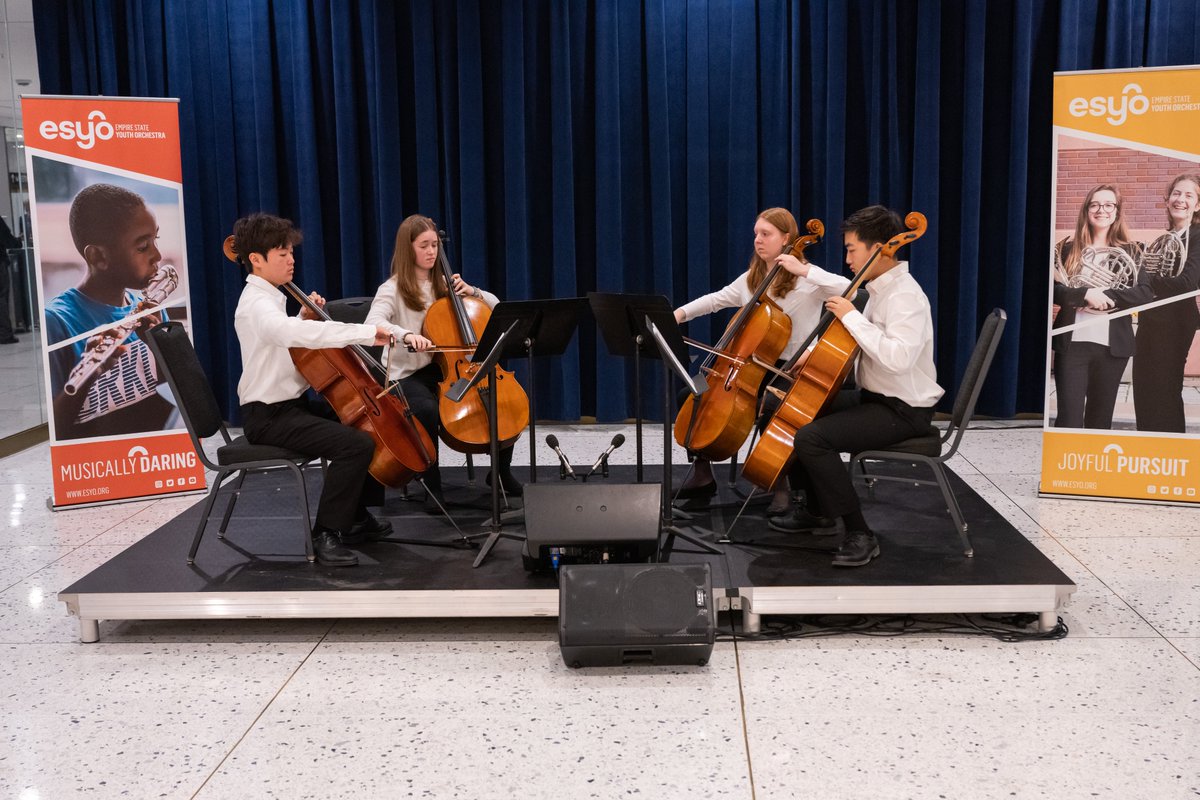 A few ESYO members had a very special New Year's Day when they performed at the New York State Inauguration! Read more here: esyo.org/news-concerts/…