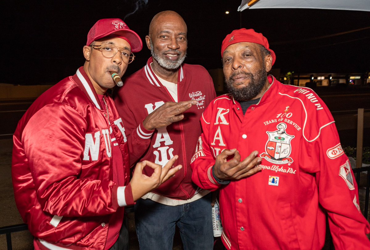 PhoenixKappas's tweet photo. We had a fantastic time last night, as we celebrated our beloved Founders, on our 112th Founders’ Day, at our Good Brother J.J. Holmes spot, J.J.’s Grubb Shack, in Mesa, Ariz. We say YO to all our Nupes! 👌🏾♦️🥳🎂 #Achievement #1911 #J5 #Kappa112 https://t.co/cGsgPjvOrm