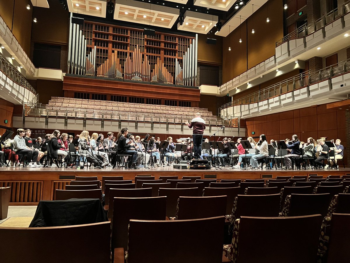 Cumberland County Band is back in beautiful Parmer Hall at Messiah University under the direction of Dr. Bill Stowman.  Should be an awesome concert tomorrow! #bshsrocks #bssdproud