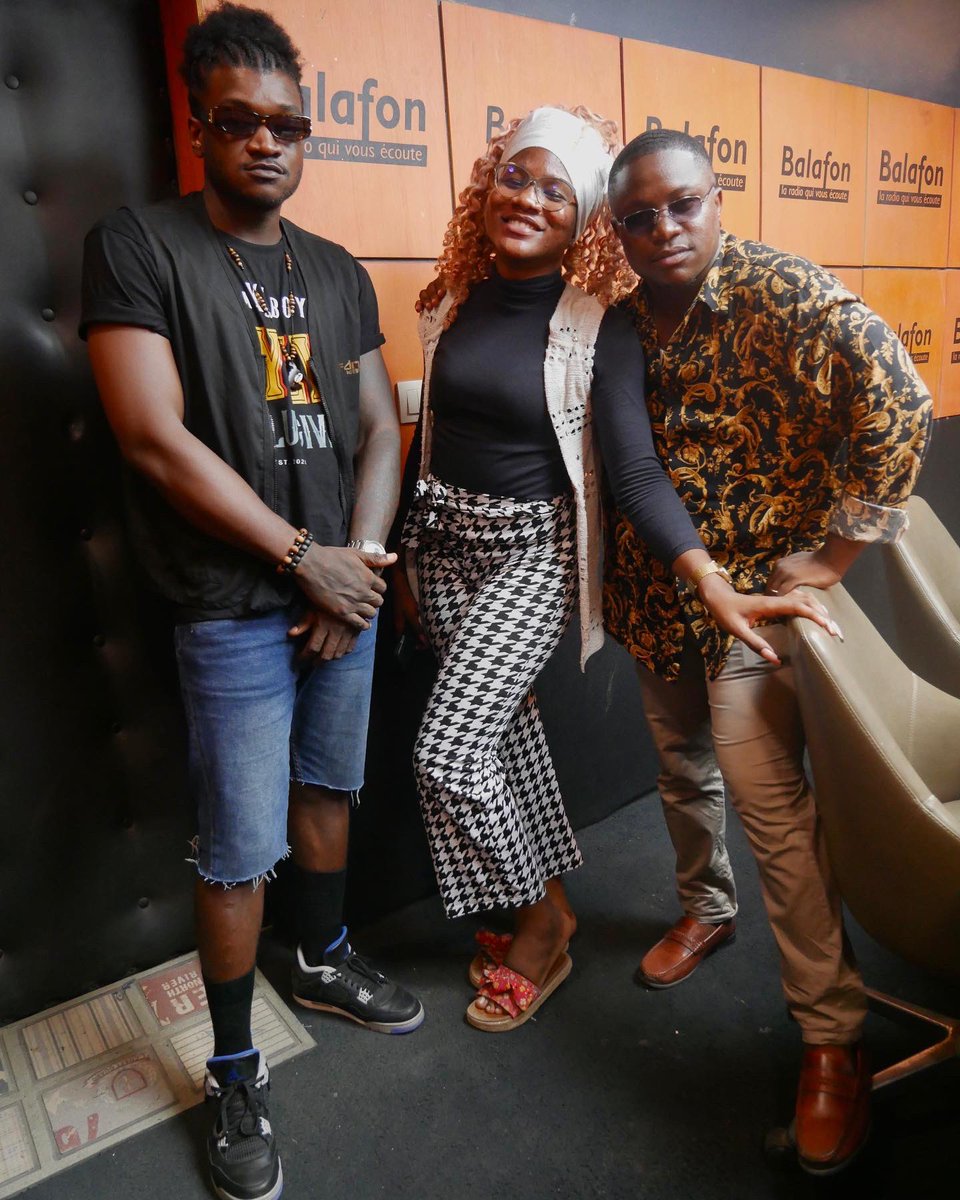 We on air, #HYLYExclusive media tour kicked off <a href="/radio_balafon/">BalafonRadioTV</a> talking to <a href="/BorisBangteke/">Boris BANGTEKE</a> on #Jambola 

Nothing but LOVE. 
Keep it streaming : fanlink.to/dakjboyhylyexc…