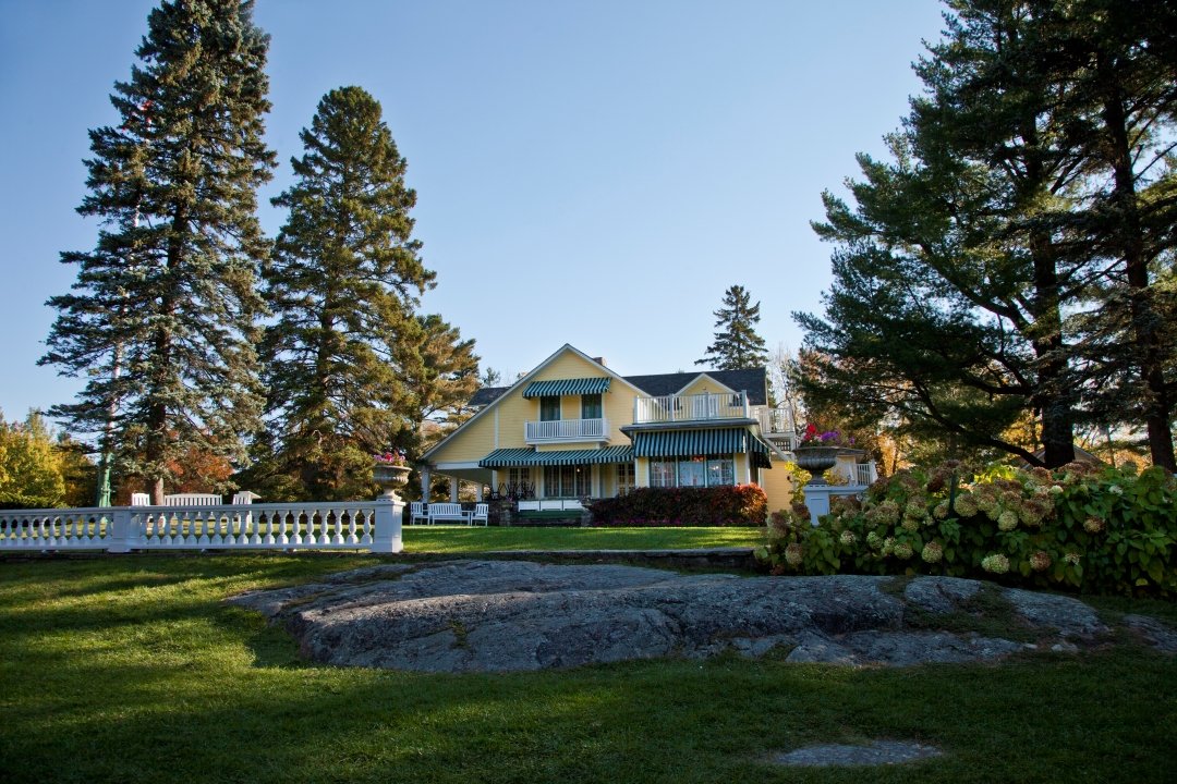 Gatineau Park tweet media