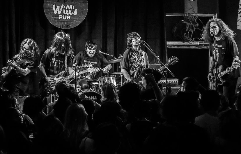 palominoblond's tweet photo. orlando was something ELSE last night there couldn't have been a better show to start the tour <3 big love to 0mph &amp; @cplsthrpyfl for playing with us <3 smelter and us are otw to new orleans tonight @ gasa gasa >:) pics by none other than jim leatherman https://t.co/cxRFWnYSTu