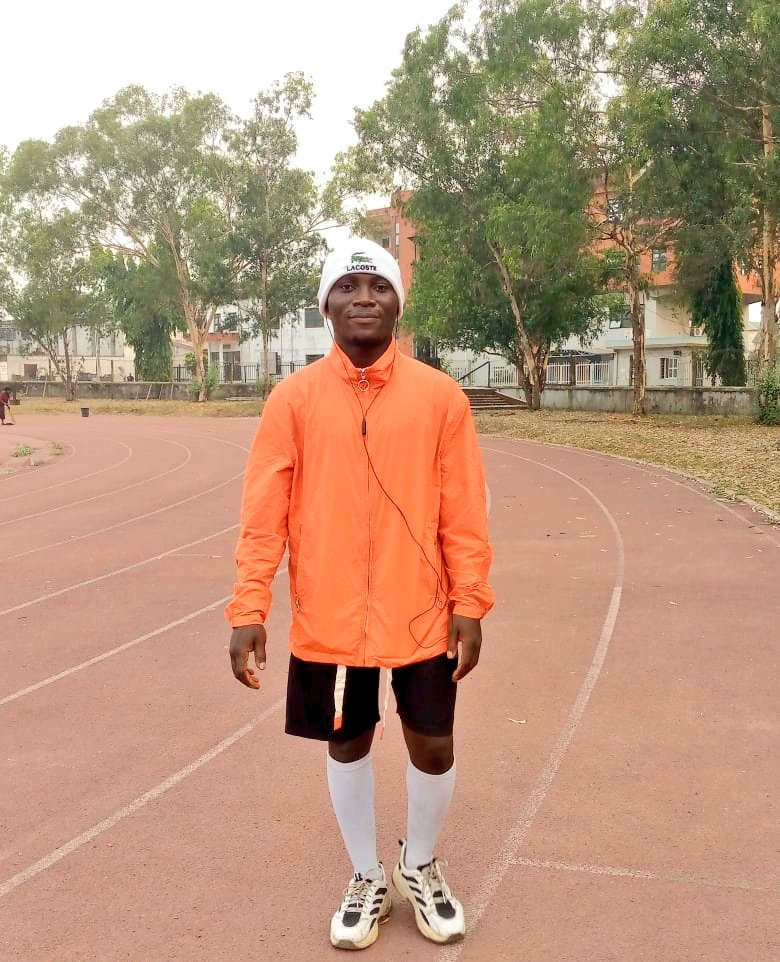 iam_Naike's tweet photo. Back to work 💪
Shadow boxing 🥊🥇♥️ https://t.co/4FzX5IRy1C