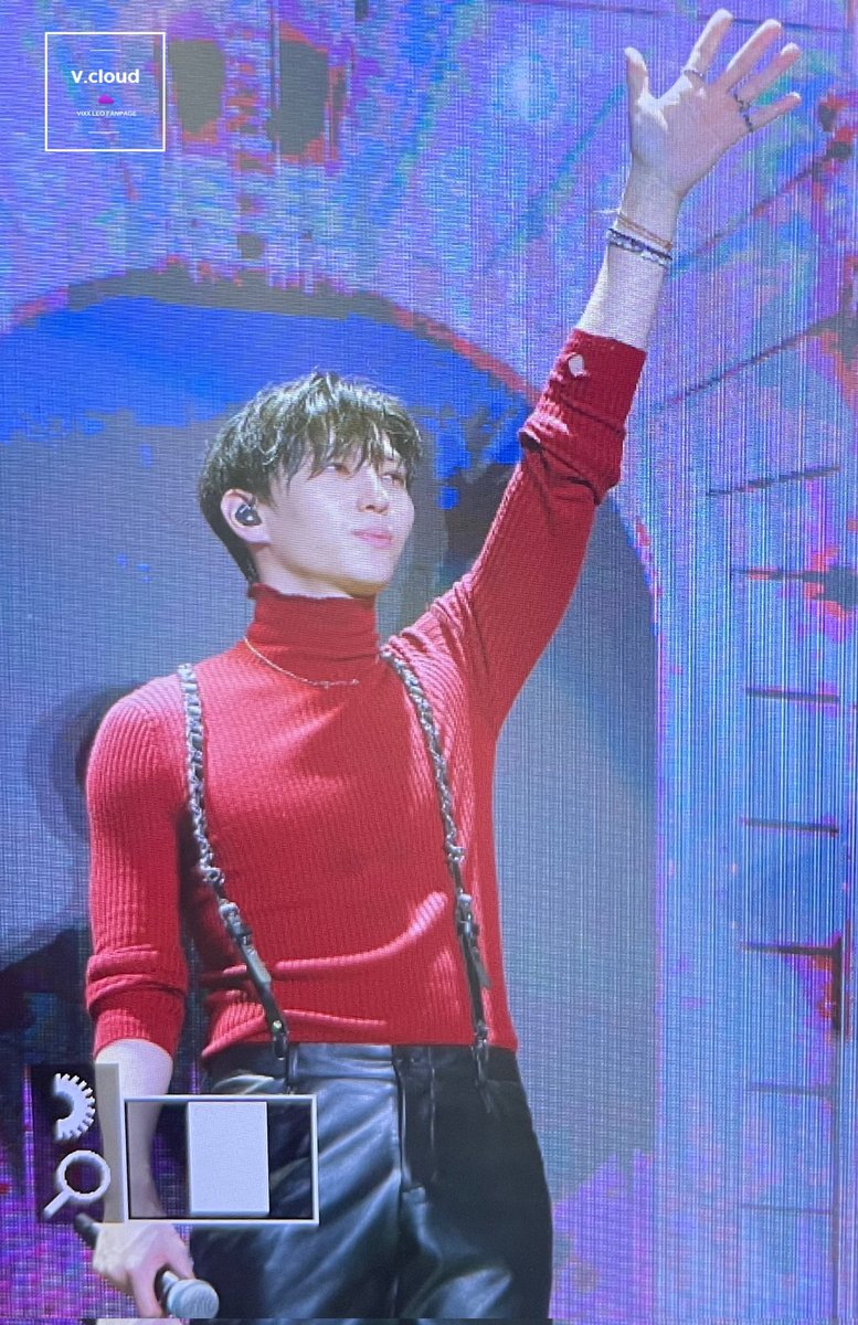 vcloud_leo's tweet photo. 230106 ING 팬콘

낼도  잼나게 놀쟈 ❤️💚💙 

@JUNGTW_LEO 
#빅스 #VIXX #LEO #레오 #정택운
#ING #As_Always #Gonna_Be_Alright https://t.co/2jsKgrQjYv