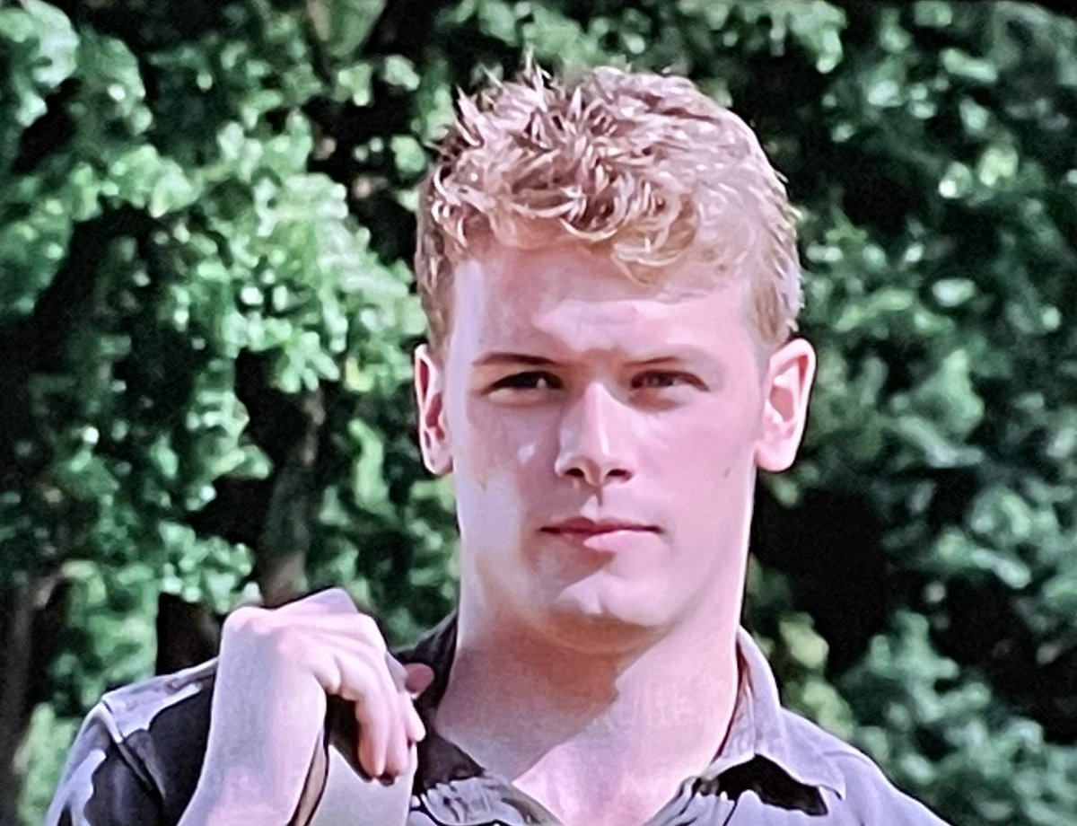 Kirsten_tmbp's tweet photo. #SamHeughan appearing as #IanKing on my telly just now, surprise! 🙌

No Scottish accent, mind you. 😉

#Barnaby
#KingsCrystal https://t.co/VYMr1bvzFg