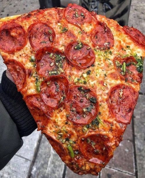 Fooddcircus's tweet photo. Wanna eat?? 🤩🤩

#FoodieBeauty #Foodie #Food #foodphotography #foodlover #foodlover #FoodSafety #pizzadelivery https://t.co/9eCMnTIfgt