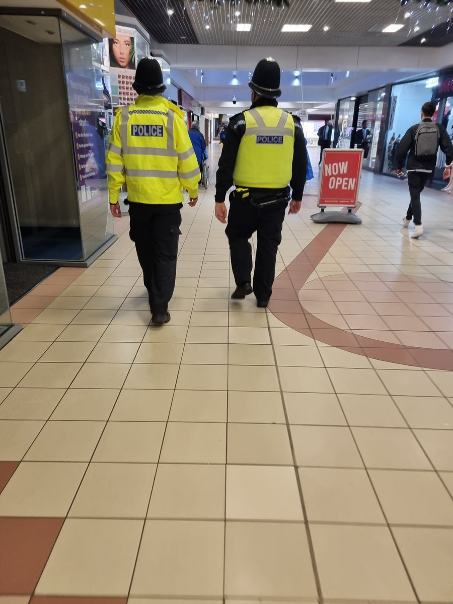 Team 3 officers have been on foot around Walsall Town Centre assisting with Operation Guardian. #staysafe #opguardian @GuardianWMP