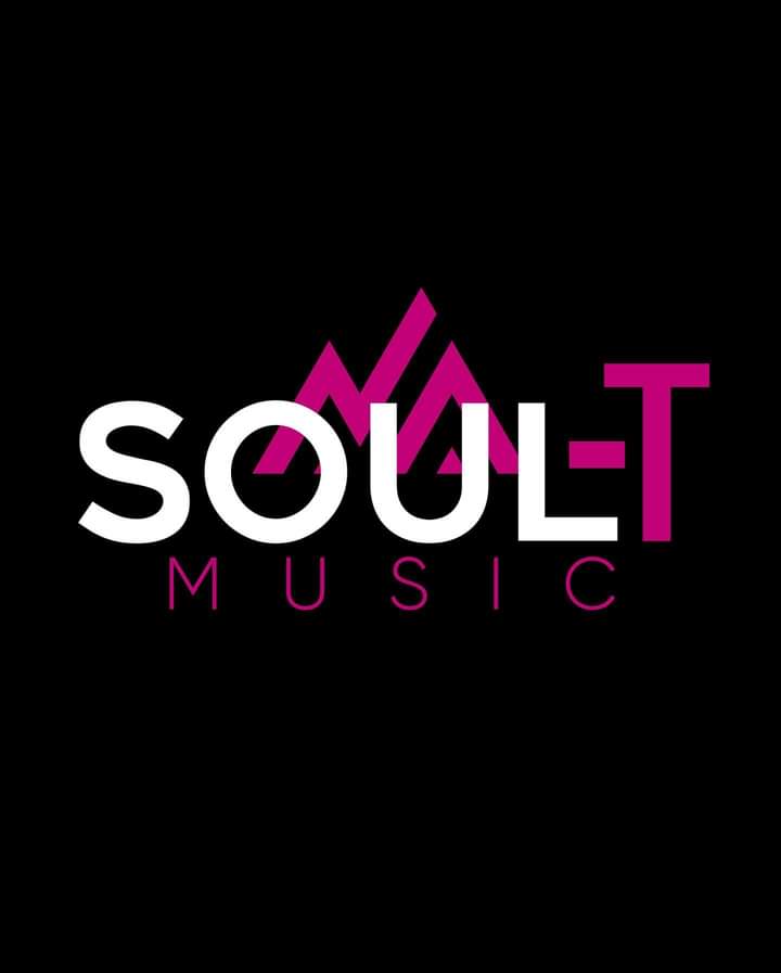 CorsonFans's tweet photo. Une nouvelle année qui s'annonce productive ! 💥🎶✨ @corson_music #soulTmusic #producteur #éditeur #parolier https://t.co/BT2dHlZvBO