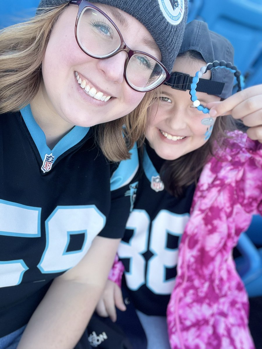 Need #girlscout cookies?? Click the link below! You can have them shipped directly to you or we deliver from Statesville to Charlotte!! 

app.abcsmartcookies.com/#/social-link-…

#cookies #carolinapanthers #thinmints #carameldelights #cookiedealer