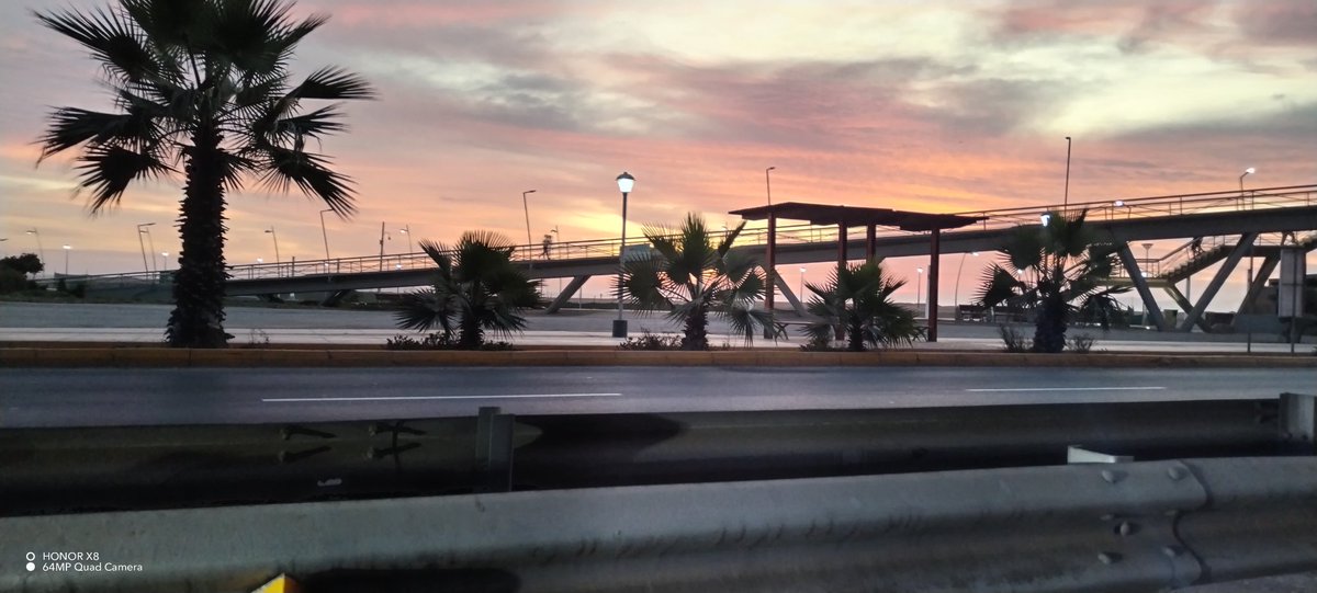 WinansReyna's tweet photo. MOTIVATED:. Atardecer Sanmiguelino! https://t.co/zk7bJsoXId