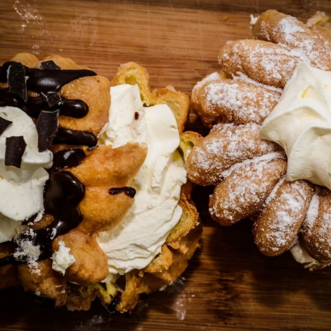 NorthumberlandT's tweet photo. These freshly baked goodies in Campbellford are one of the best reasons to visit in 2023.
📍 @doohersbakery - Campbellford, ON
#NorthumberlandT #northumberlandtourism #northumberlandcounty #discoverON #DécouvrezON #doohersbakery #campbellfordON #donutsplease https://t.co/4Hg3PTPTw8