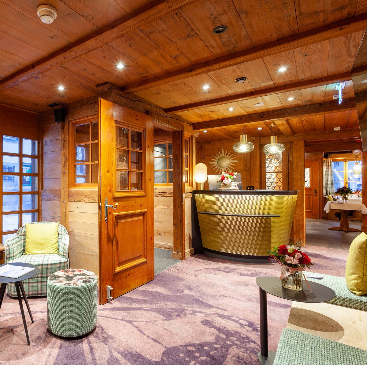 SwissQuality's tweet photo. The renovated Hotel Sonne #Andermatt lies in the heart of the Village &amp; the Swiss Alps. The Sonne is an ideal place for the nature lovers seeking relaxation &amp; exceptional moments in the Alps in winter as well as in summer. 
#SwissQualityHotels  #switzerland  #hotels #alps https://t.co/0KiiJrJBcj