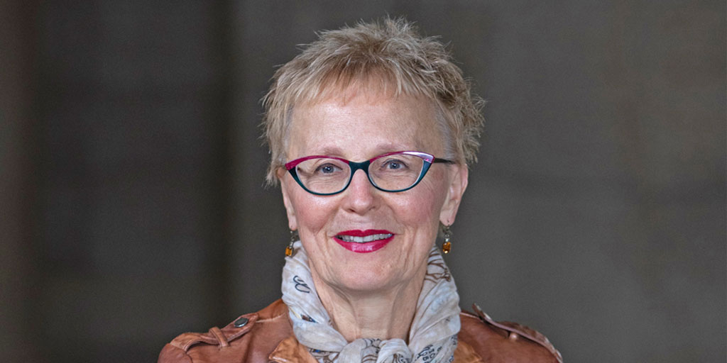 After 43 years of service with the Manitoba government and specifically the Department of Agriculture, Deputy Minister Dori Gingera-Beauchemin is retiring today. We wish her the happiest of years to come! #MBAg