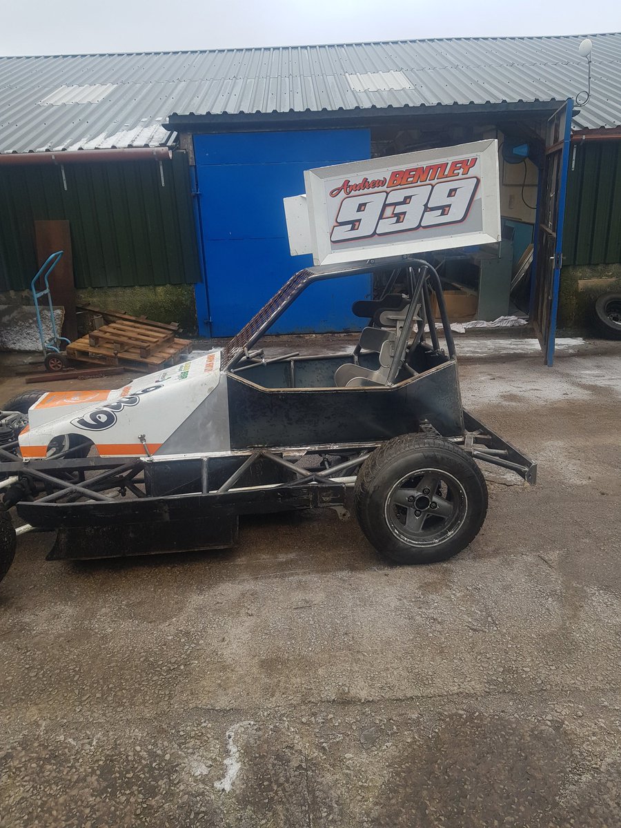 TMR got to work on the car before xmas, lowering cab and losing some weight out of car. Replaced fair few bent bars and rear bumper. Now to put it back together! #briscaf2
