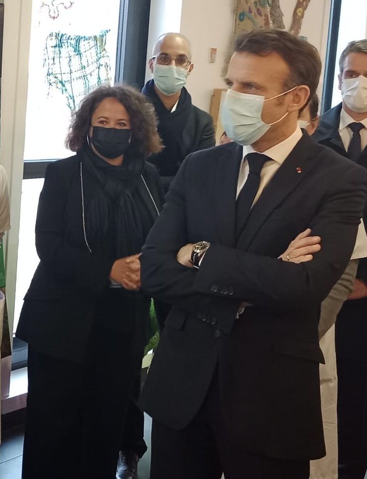 AFDS_Officiel's tweet image. Vœux de ⁦M. le président de la République aux professionnels de santé. ⁦@mpsauli⁩ membre de ⁦@AFDS_Officiel⁩, était présente. ⁦@EmmanuelMacron⁩ il faut entendre la demande de reconnaissance des paramédicaux dans la gouvernance hospitalière. ⁦@FrcsBraun⁩