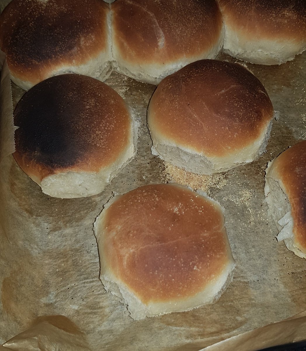 litraceff's tweet photo. Al mak ma ain' rolls. 🤩
#brexitproblems https://t.co/SmGjcKZUf8