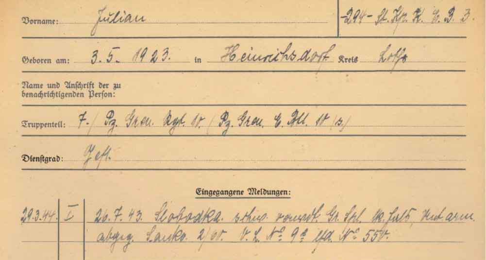 toutourienArchv's tweet image. #généalogie Après avoir demandé aux archives de Berlin des documents sur un oncle maternel @Lorrain engagé #malgrénous en 1942, j'ai reçu ce document.Qui peut m'aider pour me dire que quoi il s'agit? Merci à tous.