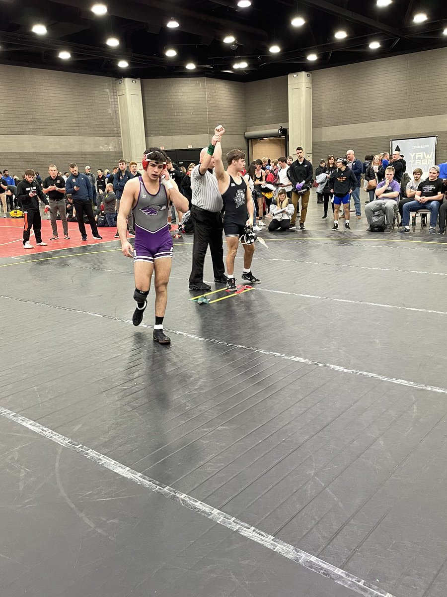 Logan with a early win #goknights