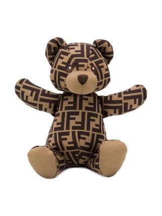 lorettacringe's tweet photo. @martin_esamayoa @timmymalachi Chanel, Fendi… https://t.co/WiRC0FIsMh