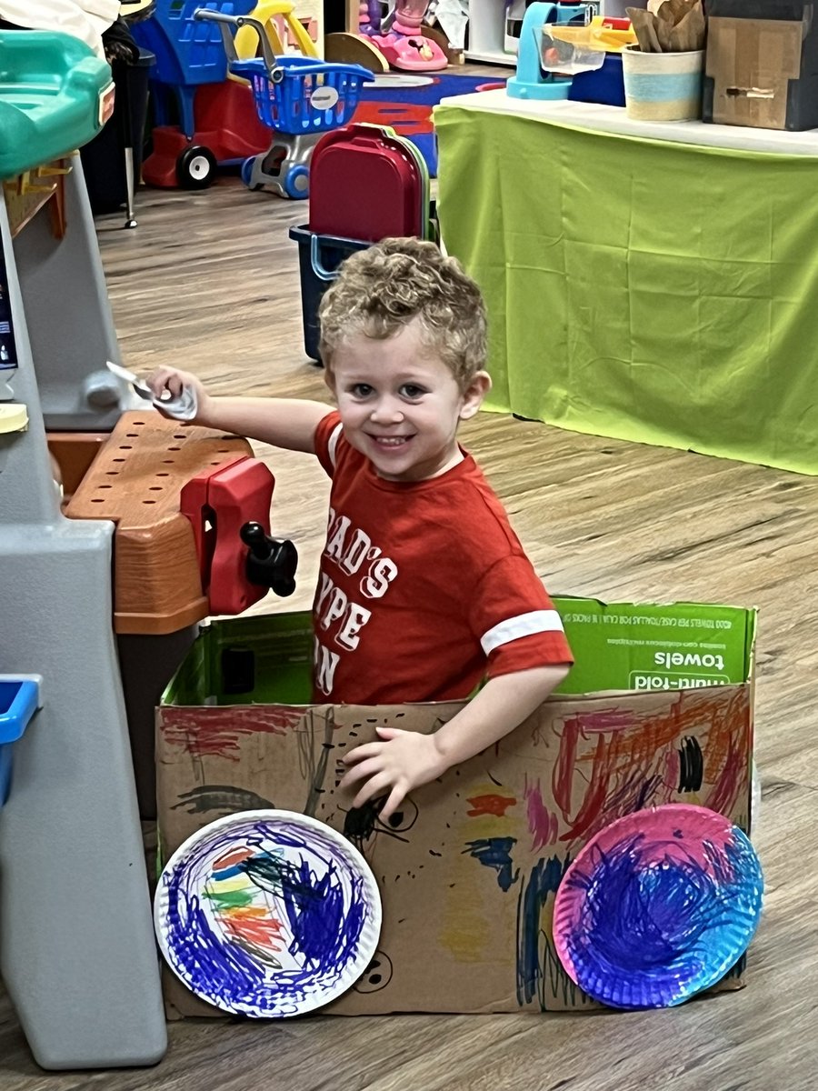 KidzlandPre's tweet photo. Happy New Year! As we wrap up restaurant theme we just wanted to share a few photos. 😀🎉❤️ We are excited for our next theme. @projectbefore1 https://t.co/AGxuhxzQyH