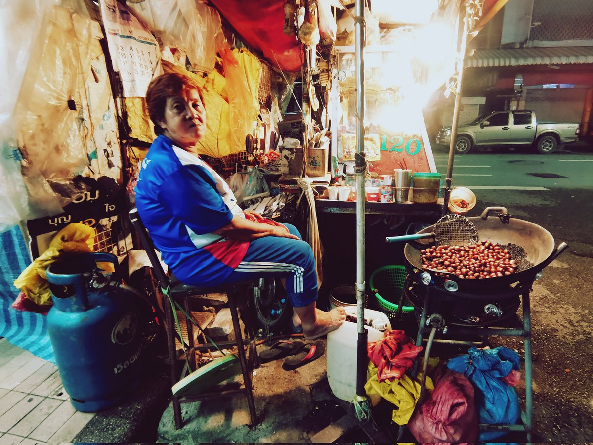 AlsmieAlias's tweet photo. Hatyai, Thailand
#alsmietravelfoto #travel #hatyai #Thailand #streetphotography #life_is_street #travelphotography #localpeople #mobilephotography #CapturedOnHuaweiMY #NightPhotography https://t.co/DU2uePfo7u