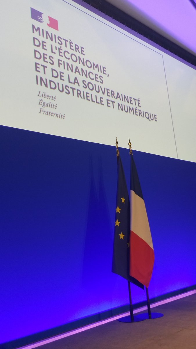 Merci M le Ministre, cher <a href="/BrunoLeMaire/">Bruno Le Maire</a>, pour cet échange sans filtre avec des entrepreneurs porteurs de projets innovants en #Mayenne entrants parfaitement dans le projet "industrie verte" de la 🇫🇷

<a href="/BBuffault/">Benjamin Buffault</a> #Energie #biodechets #hydrogene #biomasse #biogaz