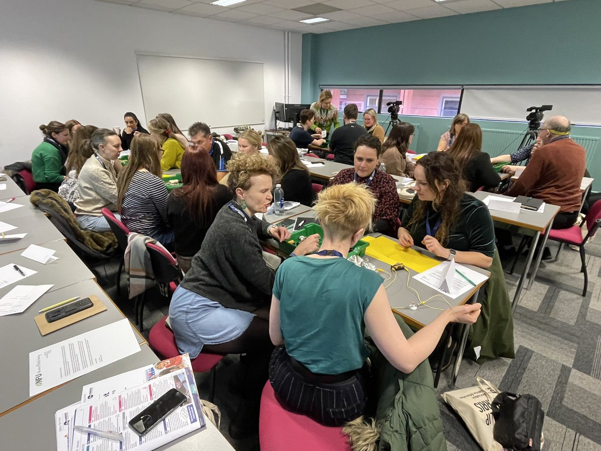 Miss Riley tweet media