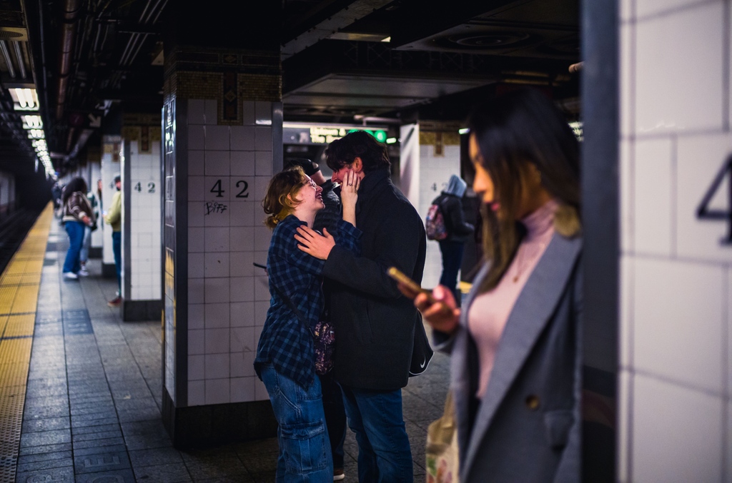 manolobrown's tweet photo. New York Minute #streetphotography #newyork
#urbanphotography https://t.co/t1yjbp3Pri