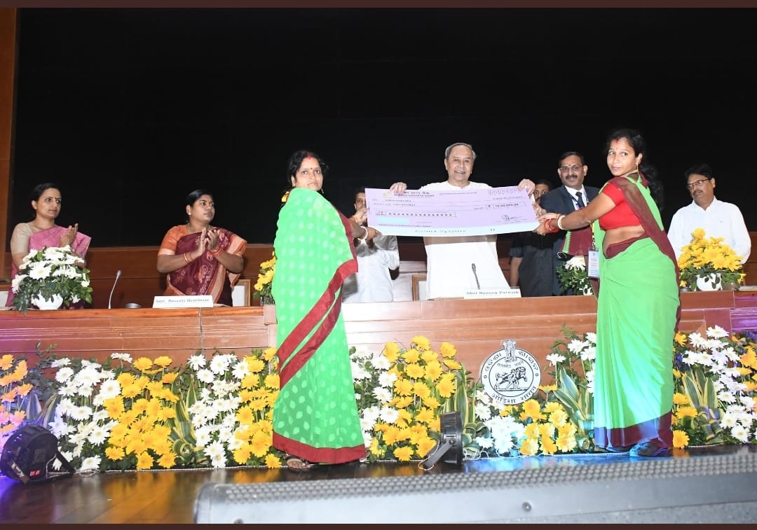 Subhashree SHG, Basta Block under OGB, Sadanandapur recieving Cheque from Honble CM for Loan Amount Rs. 10 Lakh at Lokseva Bhawan, BBSR.
All the best