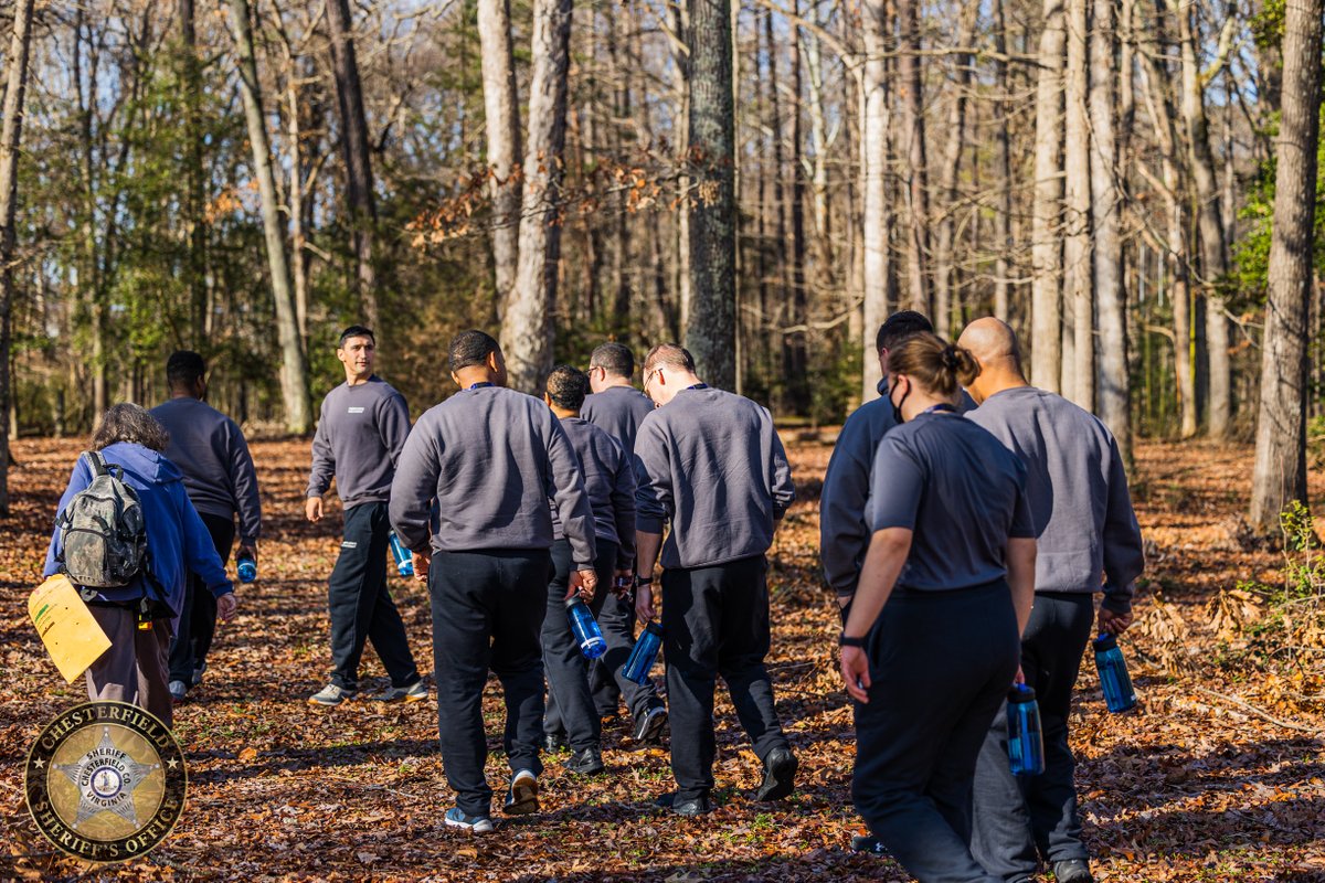 CCSOVA's tweet image. Yesterday the 37th Basic took part in a day of team-building exercises. The group had to work together to complete various obstacles they could not do on their own. The journey has just begun for them. We wish them all the best. #ropecourse #teamwork #basicacademy