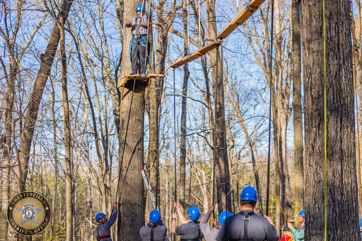 CCSOVA's tweet image. Yesterday the 37th Basic took part in a day of team-building exercises. The group had to work together to complete various obstacles they could not do on their own. The journey has just begun for them. We wish them all the best. #ropecourse #teamwork #basicacademy