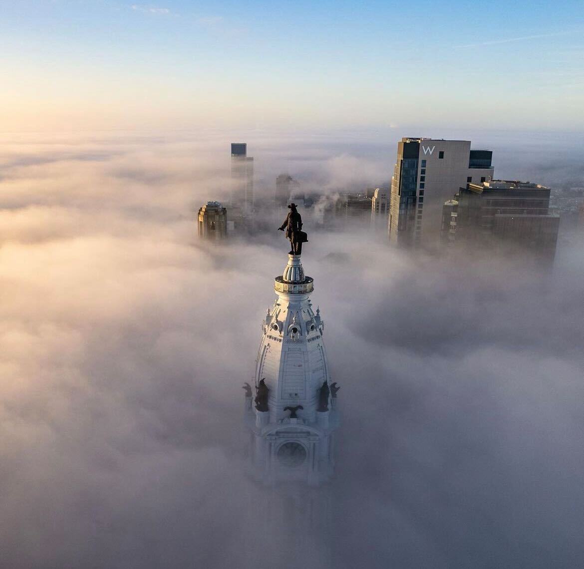 visitphilly's tweet photo. William Penn's view must be immaculate. 😍
#VisitPhilly #PackLightPlanBig #ExplorePhilly
📸: @ihatejustincurtis https://t.co/tEv7dQGIwj