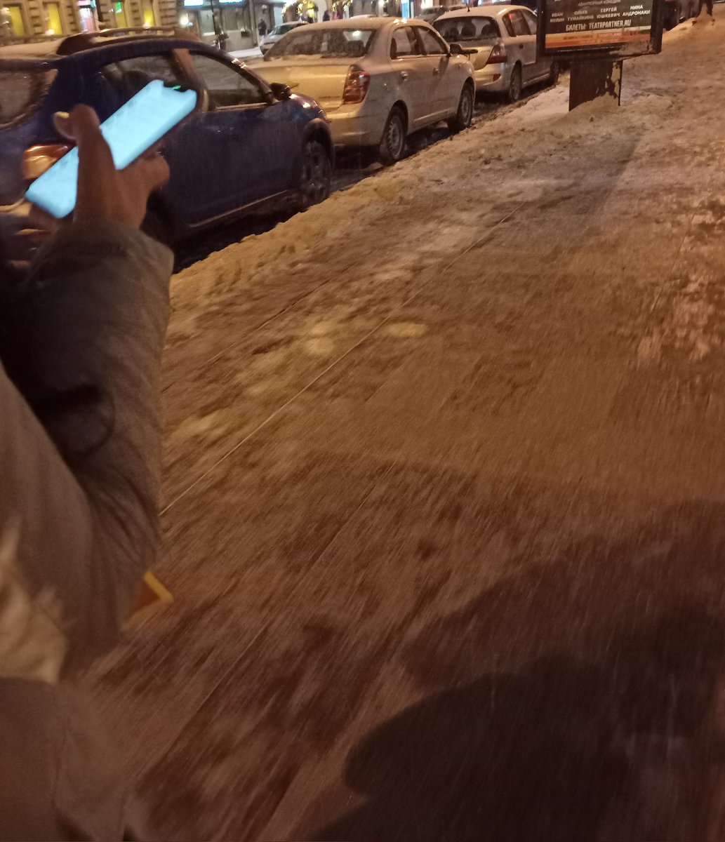 мы ещё даже не дошли до бара🙄🙄