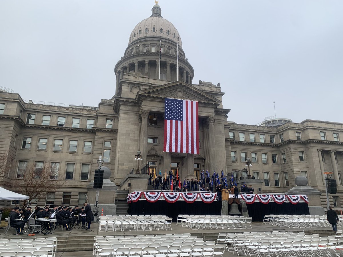 clarkcorbin's tweet photo. Dress rehearsal under way now for today’s inauguration ceremony at the Idaho State Capitol. Gov. Brad Little’s 2nd inauguration ceremony begins at noon. It’s open to the public and will air live on @IdahoPTV. #idpol #idleg https://t.co/YLcsDYO8KZ