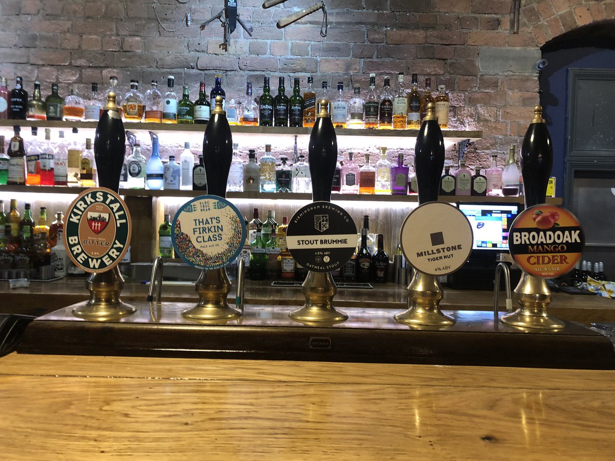 ReAleLiverpool tweet media