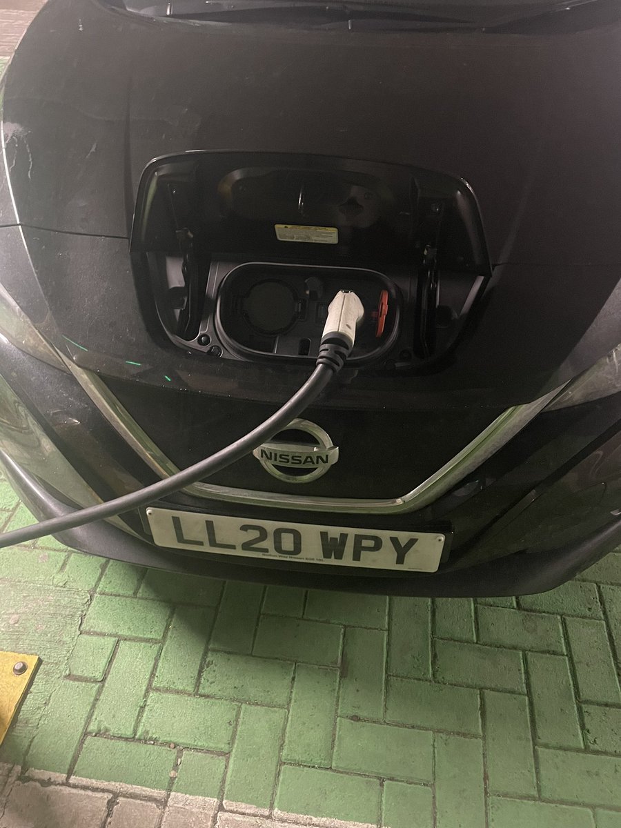 Team_EpicP's tweet photo. @EnterpriseCarC for two days now this car has hogged a space plugged in at @FountainparkE https://t.co/Qj75ChcuaO