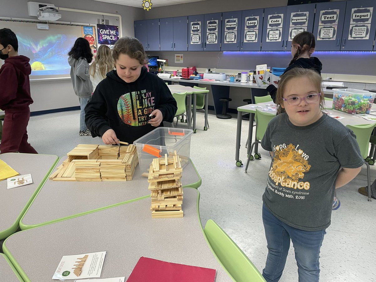 AmandaStrickler's tweet photo. Shout out to @BIGhollowPTO for their mini-grant program. We got some awesome new STEM toys for the elementary lab and the students are getting creative with them already! #STEM @Bighollowelem https://t.co/AjkUWZppvV