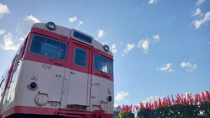 「青空 電車」のTwitter画像/イラスト(新着)｜3ページ目