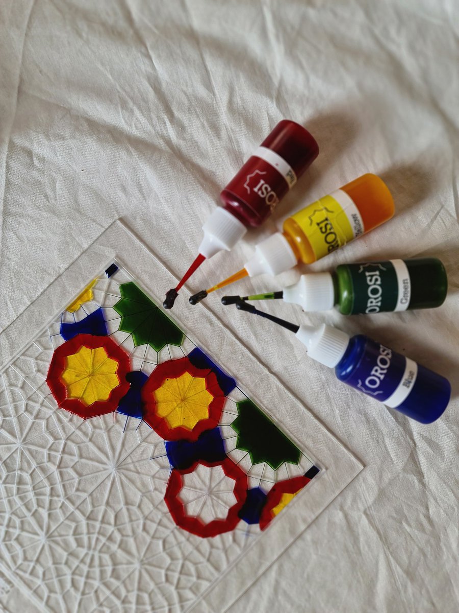 Yes yeni bir ürün 
Vitray deneyimi için buyurun 🥰

shopier.com/15129635